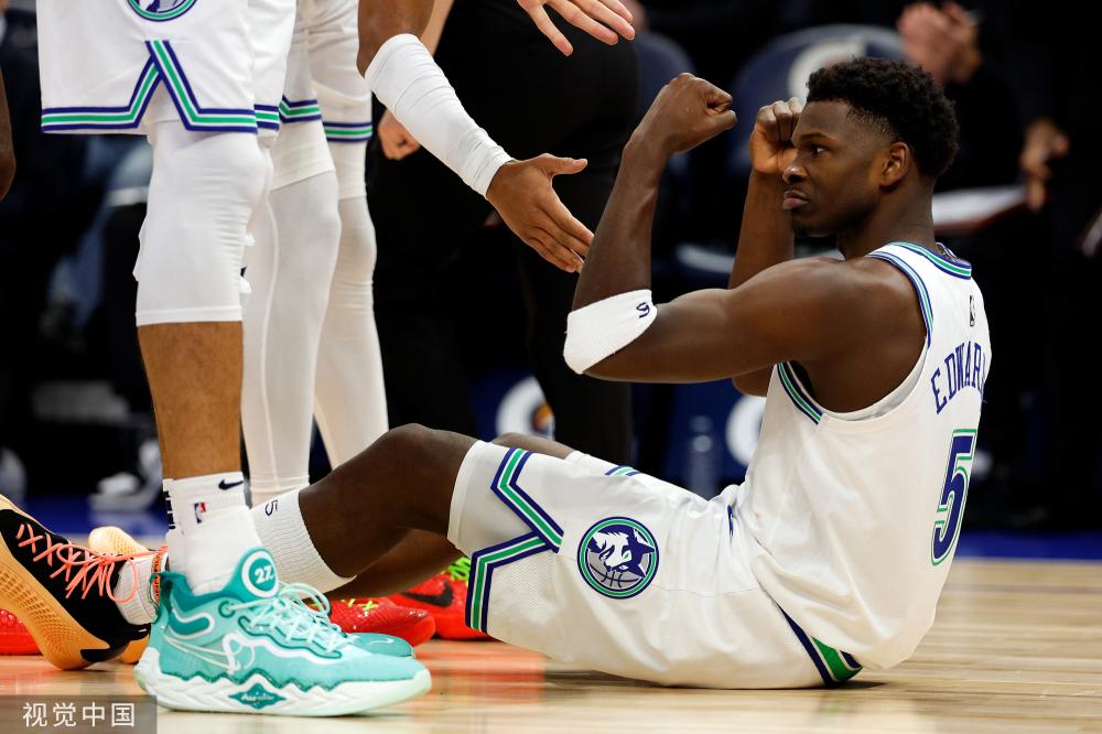 时表现得尤 时表现得尤