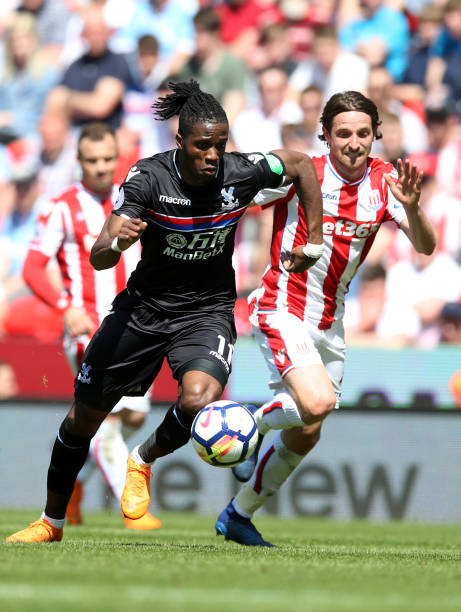 進一步拉大 進一步拉大